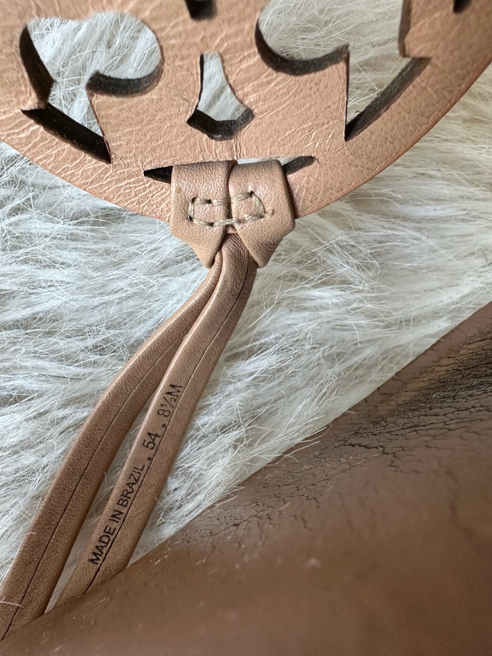 Tory Burch miller Tan Leather Logo Thong Sandals with Cutout Medallion Nude 8.5 - Picture 9 of 14
